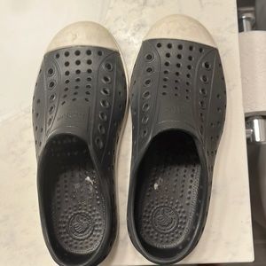Kids Natives shoes size 12 (children’s 12), great condition